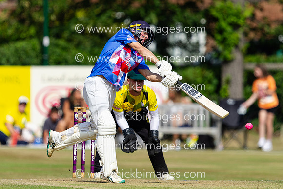 Matt-Gallagher-Foundation-Cricket-100825-118