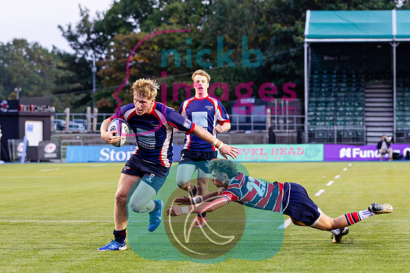 Berkhamsted-1XV-v-NSB-1XV-011025-158