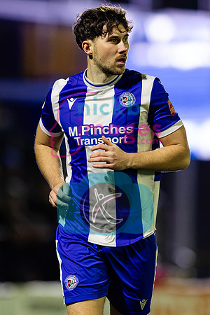 Worcester-City-v-Stourbridge-181125-3