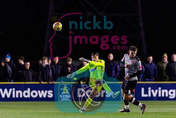 Worcester-City-v-Stourbridge-181125-15