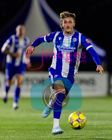 Worcester-City-v-Stourbridge-181125-42