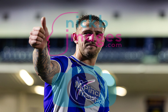 Worcester-City-v-Stourbridge-181125-101