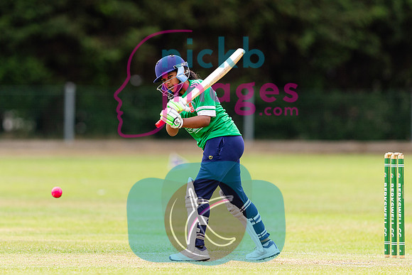 Berkswell-CC-Women-v-Quatt-CC-Women, 220625-102