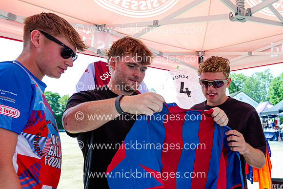 Matt-Gallagher-Charity-Cricket-090826-10
