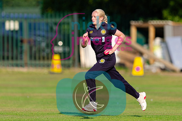 100-Ball-Womens-SF-Berkswell-v-Dorridge-150825-34