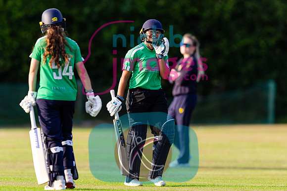 100-Ball-Womens-SF-Berkswell-v-Dorridge-150825-40