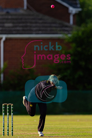 100-Ball-Womens-SF-Berkswell-v-Dorridge-150825-44