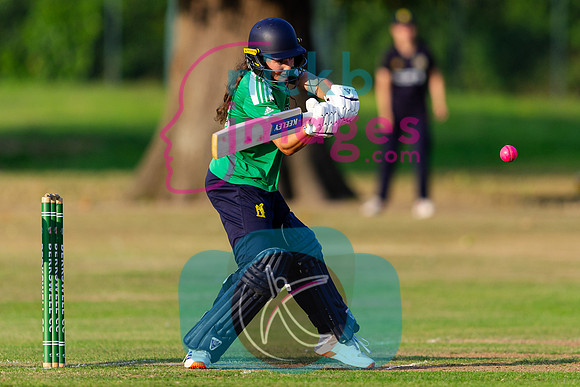 100-Ball-Womens-SF-Berkswell-v-Dorridge-150825-47