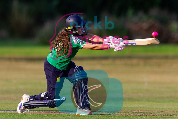100-Ball-Womens-SF-Berkswell-v-Dorridge-150825-54