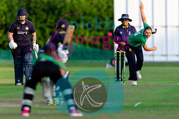 100-Ball-Womens-SF-Berkswell-v-Dorridge-150825-56