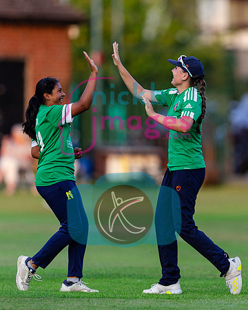 100-Ball-Womens-SF-Berkswell-v-Dorridge-150825-75