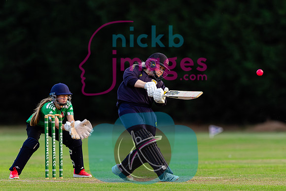 100-Ball-Womens-SF-Berkswell-v-Dorridge-150825-82