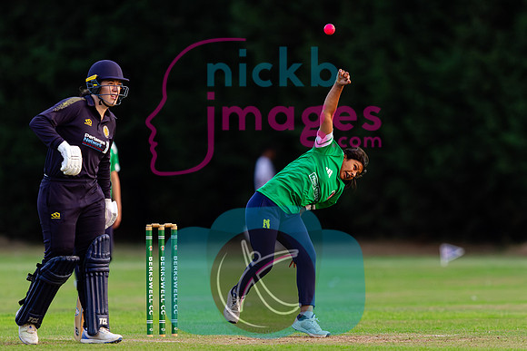 100-Ball-Womens-SF-Berkswell-v-Dorridge-150825-88