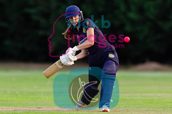 100-Ball-Womens-SF-Berkswell-v-Dorridge-150825-92