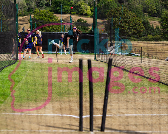 Vitality-Womens-Clubs-T20-Final-Dorridge-v-St-Cross-Symondians-160826-7