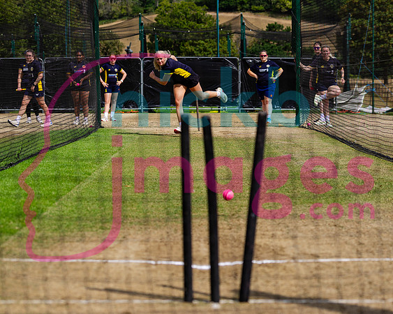 Vitality-Womens-Clubs-T20-Final-Dorridge-v-St-Cross-Symondians-160826-9