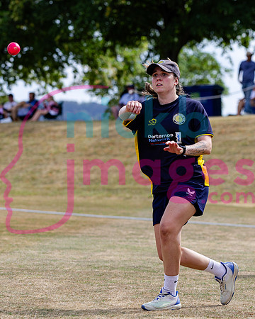 Vitality-Womens-Clubs-T20-Final-Dorridge-v-St-Cross-Symondians-160826-38