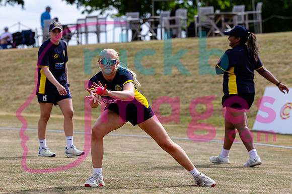 Vitality-Womens-Clubs-T20-Final-Dorridge-v-St-Cross-Symondians-160826-39