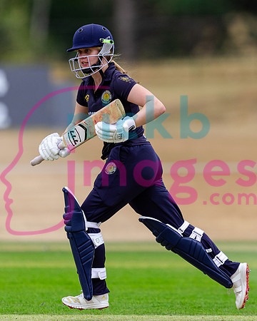 Vitality-Womens-Clubs-T20-Final-Dorridge-v-St-Cross-Symondians-160826-95