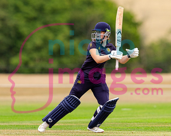 Vitality-Womens-Clubs-T20-Final-Dorridge-v-St-Cross-Symondians-160826-97