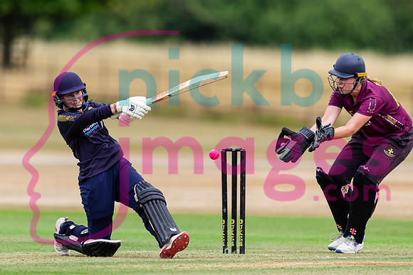 Vitality-Womens-Clubs-T20-Final-Dorridge-v-St-Cross-Symondians-160826-112