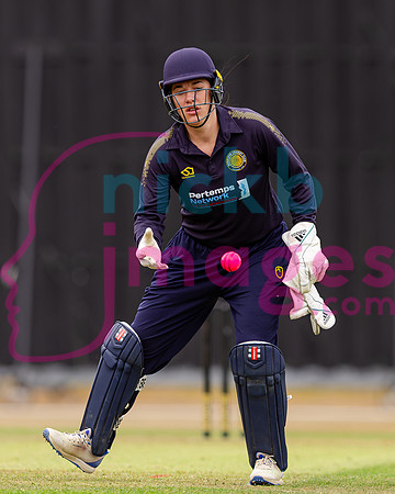 Vitality-Womens-Clubs-T20-Final-Dorridge-v-St-Cross-Symondians-160826-130