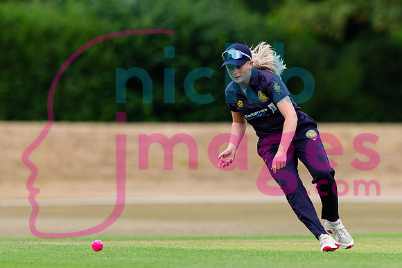 Vitality-Womens-Clubs-T20-Final-Dorridge-v-St-Cross-Symondians-160826-133
