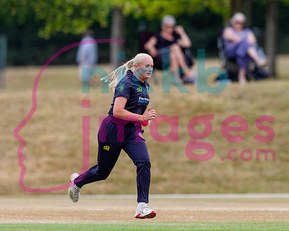 Vitality-Womens-Clubs-T20-Final-Dorridge-v-St-Cross-Symondians-160826-134