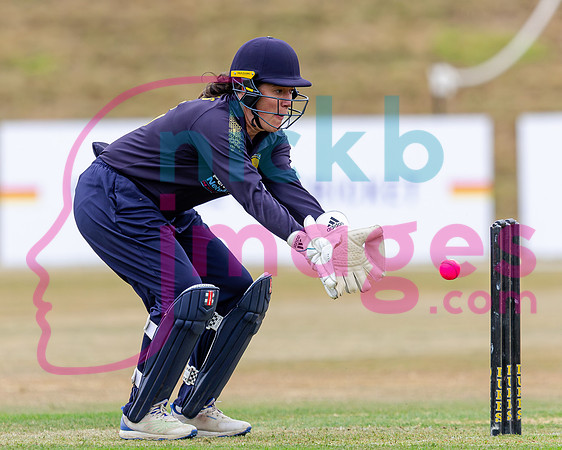 Vitality-Womens-Clubs-T20-Final-Dorridge-v-St-Cross-Symondians-160826-142