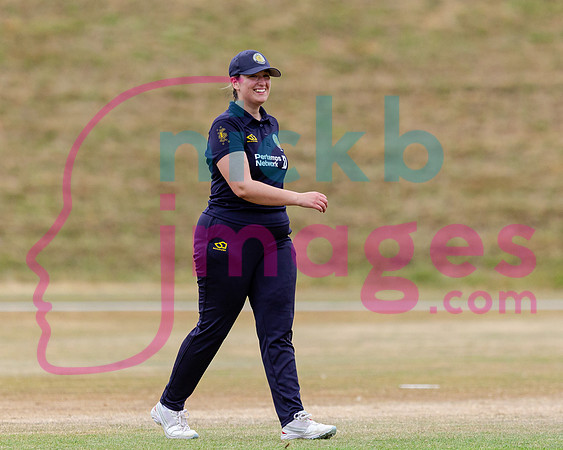 Vitality-Womens-Clubs-T20-Final-Dorridge-v-St-Cross-Symondians-160826-141