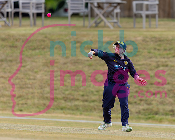 Vitality-Womens-Clubs-T20-Final-Dorridge-v-St-Cross-Symondians-160826-166