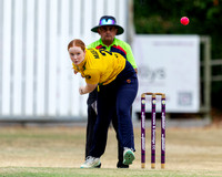 Warwickshire-Womens-100-Ball-SF-K&D-v-Berkswell-170828-1
