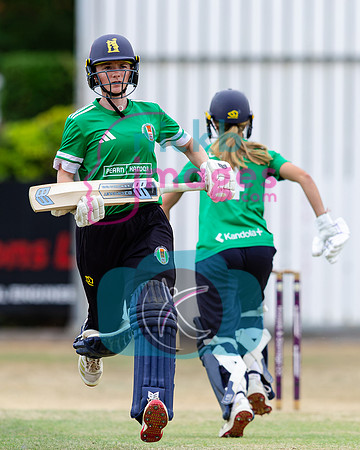 Warwickshire-Womens-100-Ball-SF-K&D-v-Berkswell-170828-6