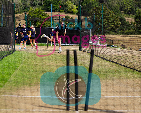 Vitality-Womens-Clubs-T20-Final-Dorridge-v-St-Cross-Symondians-160826-7