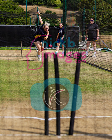 Vitality-Womens-Clubs-T20-Final-Dorridge-v-St-Cross-Symondians-160826-8