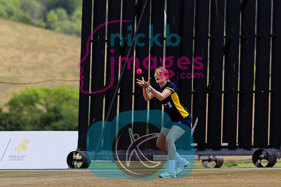 Vitality-Womens-Clubs-T20-Final-Dorridge-v-St-Cross-Symondians-160826-34