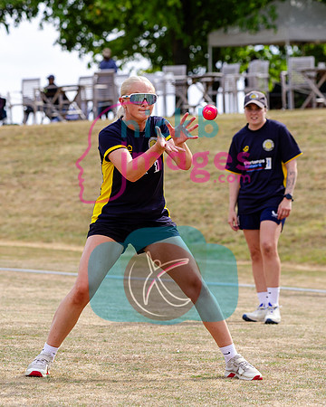 Vitality-Womens-Clubs-T20-Final-Dorridge-v-St-Cross-Symondians-160826-37