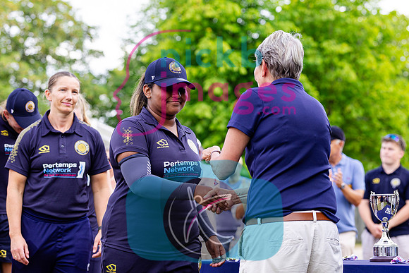 Vitality-Womens-Clubs-T20-Final-Dorridge-v-St-Cross-Symondians-160826-194