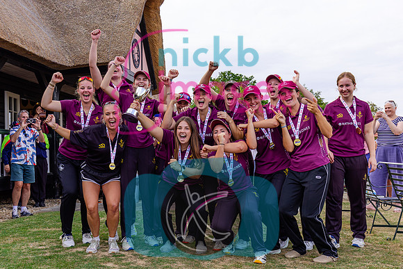 Vitality-Womens-Clubs-T20-Final-Dorridge-v-St-Cross-Symondians-160826-202