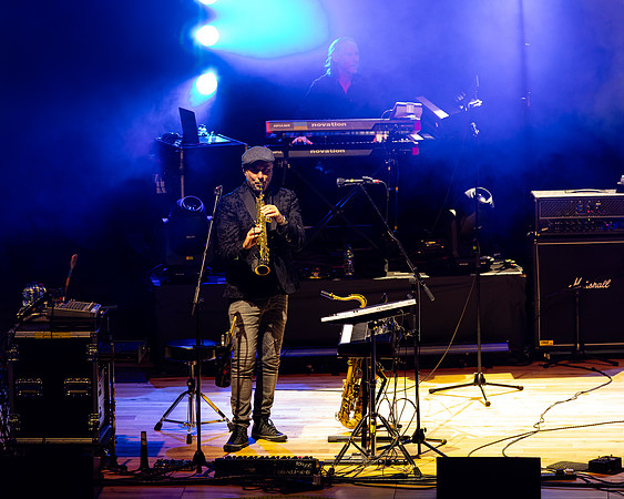 Steve-Hackett-Leicester-DeMontfort-131026-24