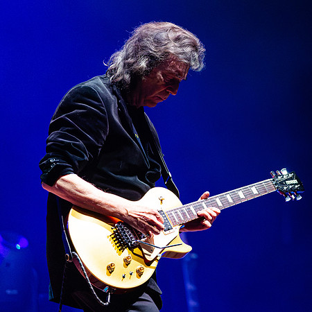 Steve-Hackett-Nottingham-161026-41