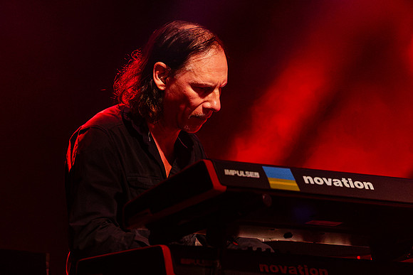Steve-Hackett-Nottingham-161026-33
