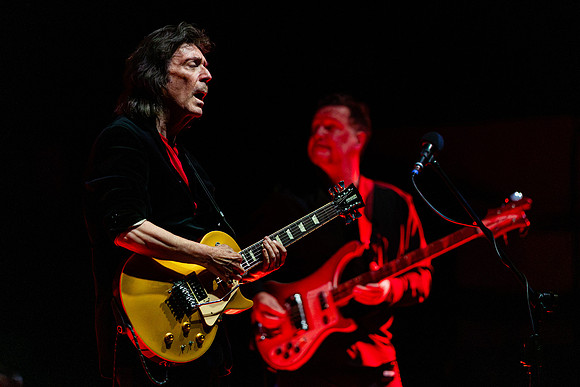 Steve-Hackett-Leicester-DeMontfort-131026-8