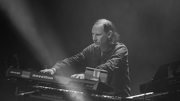 Steve-Hackett-Nottingham-161026-24