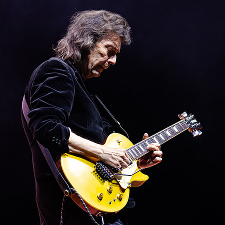 Steve-Hackett-Nottingham-161026-72
