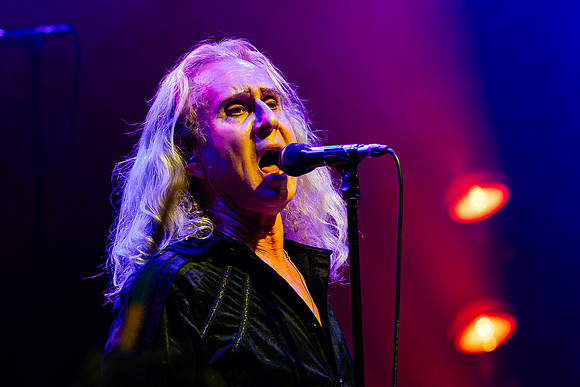 Steve-Hackett-Leicester-DeMontfort-131026-18