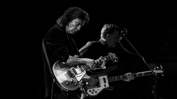 Steve-Hackett-Leicester-DeMontfort-131026-11