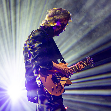 Steve-Hackett-Nottingham-161026-84