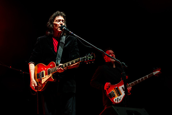Steve-Hackett-Leicester-DeMontfort-131026-14
