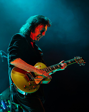 Steve-Hackett-Leicester-DeMontfort-131026-1